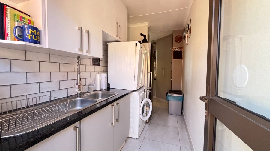 3 Bedroom Property for Sale in Island View Western Cape